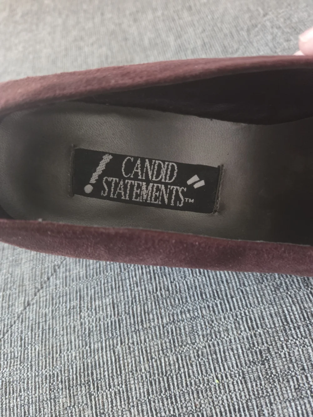 Vintage Candid Statements Womens Burgundy Suede Heels Knotted Vamp Detail Size 8